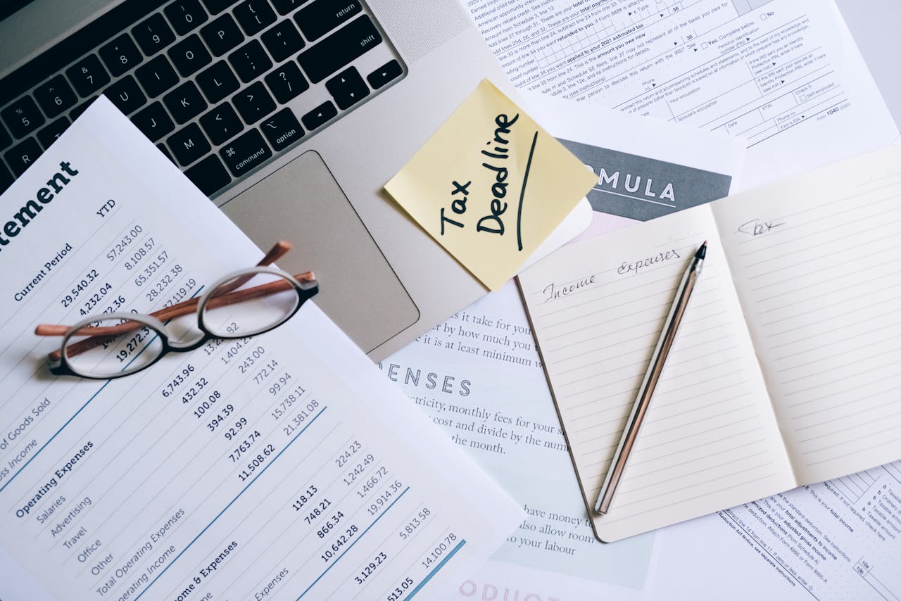Expert Tax Filing Services in Brampton - T1 Tax Return for T4, Self-Employed & Gig Workers Expert Tax Filing Services in Brampton - T1 Tax Return for T4, Self-Employed & Gig Workers